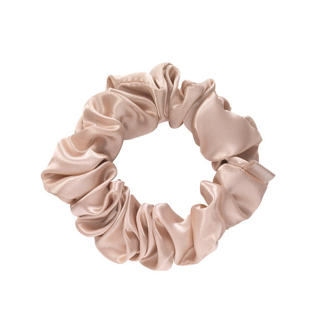 Philip B  Classic Champagne Scrunchie   Hos Frisøren   Baronen